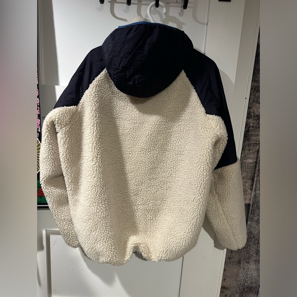 Fleece hooded zip up jacket - Picture 2 of 2